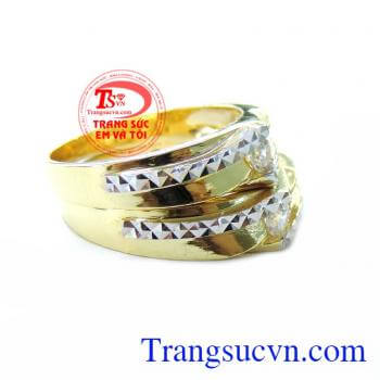 Nhẫn cưới vàng vàng tây đẹp sang trọng tinh tế cho đôi bạn trẻ