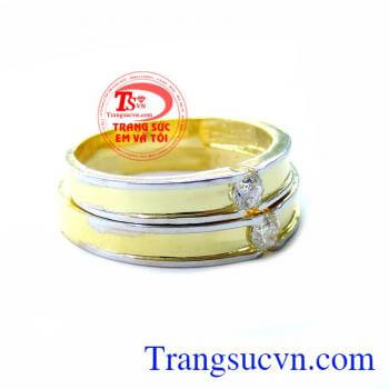 Nhẫn cưới luôn có mặt trong hầu hết các hôn lễ từ xưa đến nay, nó đã trở thành minh chứng cho tình yêu đôi lứa