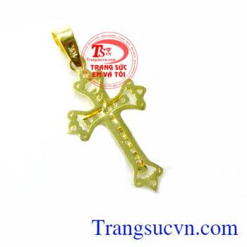 Với thiết kế tinh tế quý phái đã tạo cho sản phẩm một vẻ đẹp tinh tế, nhã nhặn và lôi cuốn giúp tôn nét sang trọng, quý phái và tính cách hiền dịu nhưng không kém phần ấn tượng của bạn gái