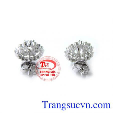 Đôi nụ hoa tai vàng trắng đẹp dành cho nữ. 