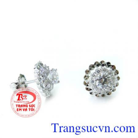 Bán Đôi nụ hoa tai vàng trắng đẹp chất lượng đảm bảo. 