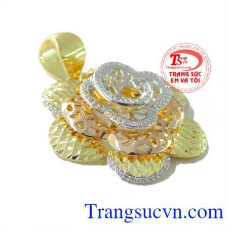 Mặt dây nữ hoa vàng tinh xảo, mặt dây chuyền nữ vàng tây, mặt dây nữ đẹp.