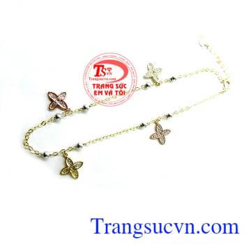 Chiếc lắc nữ vàng tinh tế và sang trọng quý phái,