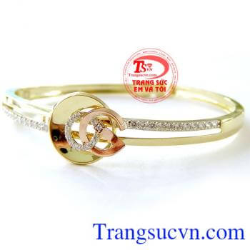 Bán Vòng tay vàng chữ G thương hiệu chất lượng cao.