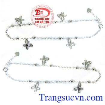 Lăc chân cánh bướm trắng dành cho nữ đeo chân,