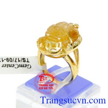 Nhẫn nữ thạch anh tóc vàng đẹp tinh tế,có giấy kiểm định đá quý và vàng,bảo hành Nhẫn nữ thạch anh tóc vàng đẹp,giao Nhẫn nữ thạch anh tóc vàng đẹp toàn.