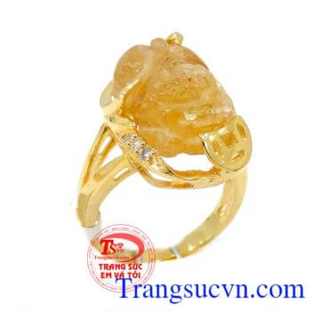 Nhẫn nữ thạch anh tóc vàng đẹp tinh tế,có giấy kiểm định đá quý và vàng,bảo hành Nhẫn nữ thạch anh tóc vàng đẹp,giao Nhẫn nữ thạch anh tóc vàng đẹp toàn.