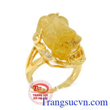 Nhẫn tỳ hưu thạch anh tóc đẹp đẹp tinh tế,có giấy kiểm định đá quý và vàng