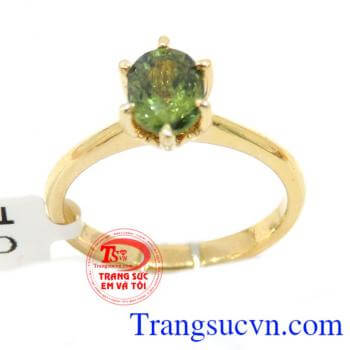 Chiếc Nhẫn đá quý Sapphire tự nhiên Có Giấy kiểm định đá quý và vàng kèm theo Nhẫn đá quý Sapphire tự nhiên bảo hành 1 năm