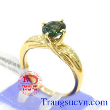 Chiếc Nhẫn Sapphire đẹp vàng 14k đảm bảo chất lượng có giấy kiểm định vàng và Giấy kiểm định đá quý kèm theo Nhẫn Sapphire đẹp vàng bảo hành 1 năm