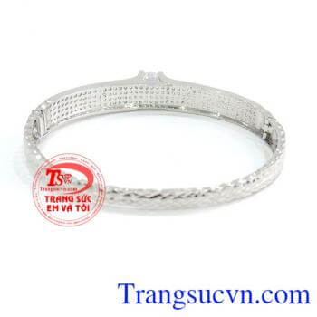 Bán chiếc Vòng tay vàng nhập khẩu bảo hành chu đáo. Vòng tay vàng nhập khẩu