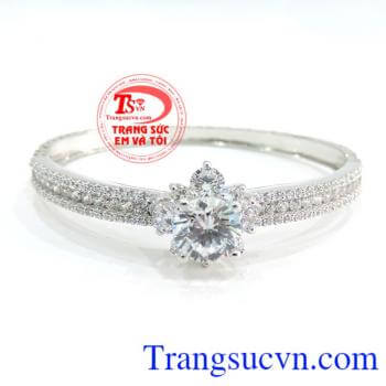 Vòng tay 18k tặng Vợ