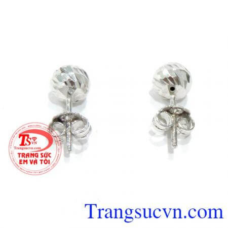 Nụ hoa tai vàng nhỏ bảo hành 1 năm. 