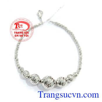 Chiếc Lắc bi 18k vàng trắng italy nhập khẩu nguyên chiếc chất lượng đảm bảo.
