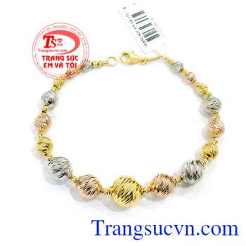 Bán Lắc vàng 18k Tình Yêu đeo tay Nữ.