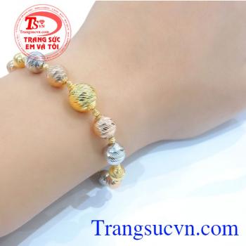 Chiếc Lắc vàng 18k Tình Yêu Italy chất lượng đảm bảo uy tín.