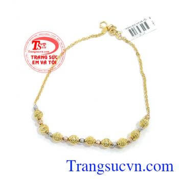 Chất lượng vàng đảm bảo uy tín. Lắc Nữ 18k