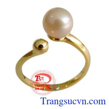 Chiếc Nhẫn ngọc trai nữ vàng chất lượng đảm bảo uy tín,chiếc Nhẫn ngọc trai nữ Bảo hành 1 năm chất lượng vàng đảm bảo uy tín,Nhẫn ngọc trai nữ vàng Giao hàng toàn quốc.