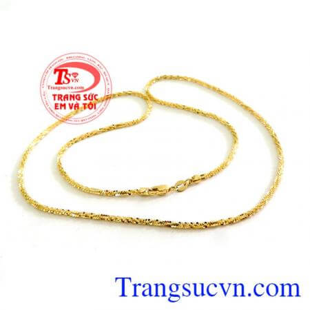 Dây chuyền nữ 18k vàng khách hàng ưa chuộng dùng dây vàng 18k Ý