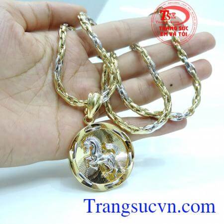 Mặt dây chuyền nam chạm khắc vàng 10k sáng bóng đảm bảo chất lượng hợp thời trang, sang trọng và phong thủy