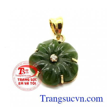 Mặt đá cỏ hoa mai bọc vàng là sản phẩm đá tự nhiên đẹp,