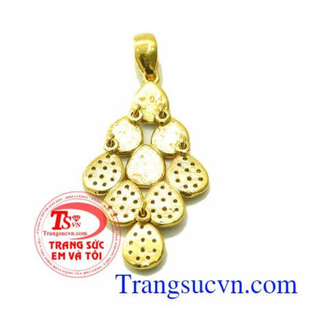 Mặt dây chuyền vàng hình chiếc lá