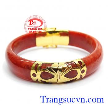 Vòng ngọc nữ bọc vàng,Vòng ngọc vừa sang trọng vừa quý phái rất hợp với các trang phục áo dài truyền thống.