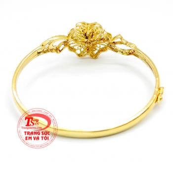 Vòng tay vàng tây uy tín chất lượng mẫu mã đẹp. Vòng tay hoa đính đá