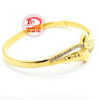 Vòng tay vàng tây cho bạn gái chất lượng đảm bảo uy tín.