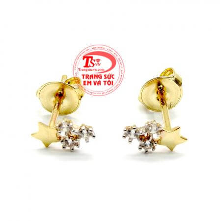 Hoa tai vàng ngôi sao đính đá tinh tế quý phái sang trọng, phù hợp nhiều lứa tuổi. Hoa tai vàng ngôi sao đính đá