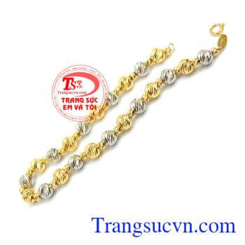 Lắc bi vàng tây,Lắc tay bi tròn điệu đà được nhập khẩu nguyên chiếc từ Italy chắc chắn sẽ làm hài lòng các bạn nữ.