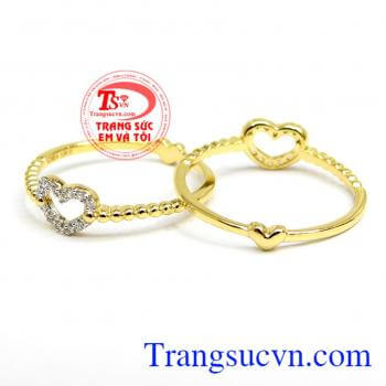 Sản phẩm được nhập khẩu từ Hàn Quốc,bảo hành uy tín.Nhẫn nữ tình yêu vàng 10K