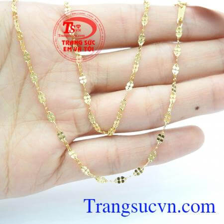 Vòng cổ vàng nữ xinh