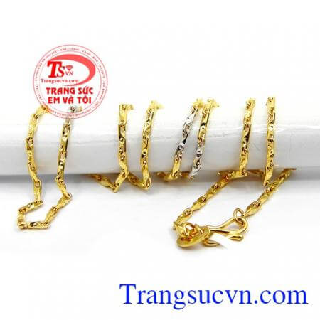 Dây chuyền nữ vàng ưa chuộng, khách hàng dùng dây chuyền vàng Ưa chuộng và bình chọn nhiều năm.