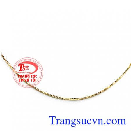 Dây chuyền đa dạng mẫu dây vàng và kiểu phù hợp mọi lứa luổi có thể đeo làm tôn lê sự tinh tế