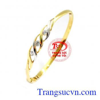 Vòng nữ tinh tế sản phẩm được chế tác tinh tế, phong cách hiện đại,sành điệu. 