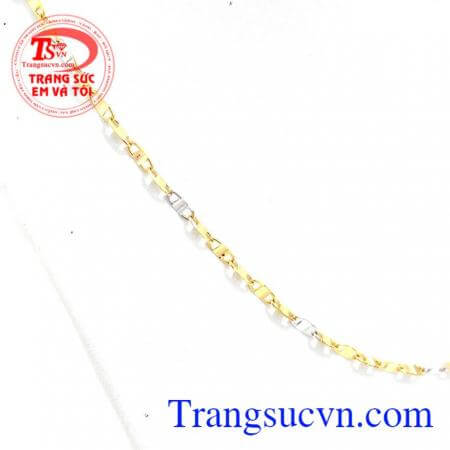 Dây chuyền nữ yêu kiều 10k,Dây chuyền nữ được chế tác cách điệu,kết hợp hài hòa giữa vàng màu và vàng trắng.Sẳn phẩm được bảo hành uy tín trên toàn quốc.Dây chuyền nữ yêu kiều 10k