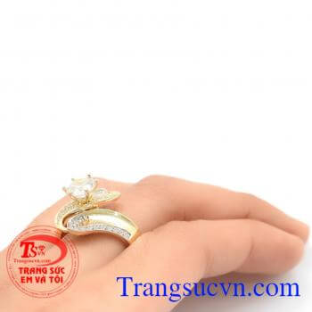 Nhẫn Nữ Hoa Vàng Cá Tính, nhẫn nữ vàng tây, nhẫn nữ đẹp