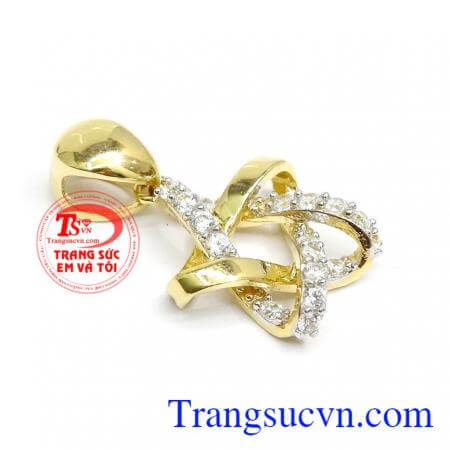 Mặt dây sao năm cánh Hàn Quốc thiết kế săc nét tỉ mỉ đến từ Hàn Quốc được phái đẹp ưa chuộng,
