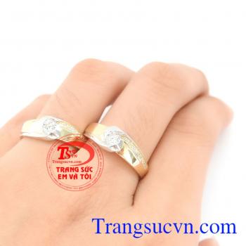 Nhẫn cưới vàng vàng tây đẹp sang trọng tinh tế cho đôi bạn trẻ