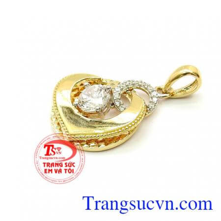 Mặt dây chuyền nữ Hàn Quốc đính đá với thiết kế tinh xảo độc đáo sẽ mang lại vẻ đẹp thanh lịch, dịu dàng cho bạn gái,