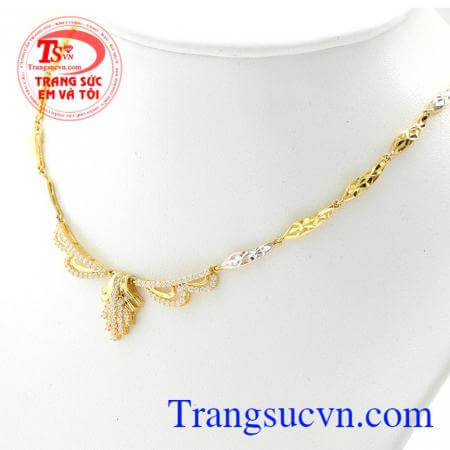 Kiềng vàng quyến rũ