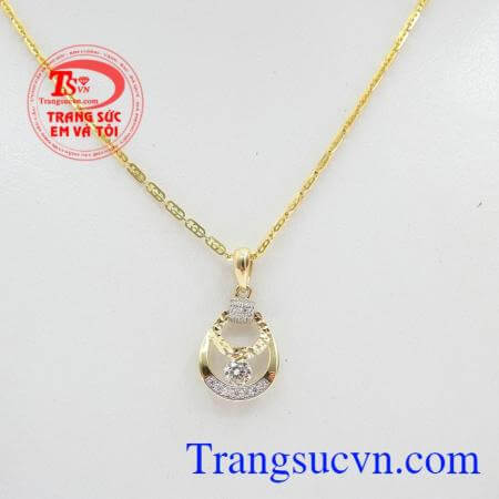 Bộ dây chuyền xu hướng mới là sự kết hợp giữa mặt dây chuyền nữ đính đá độc đáo và dây chuyền thiết kế tinh xảo,Bộ dây chuyền xu hướng mới