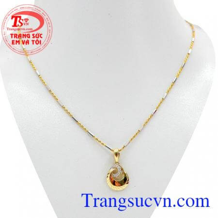 Bộ dây nữ nhập khẩu kết hợp tinh tế là sự hòa quyện giữa hai phong cách của dây chuyền Ytaly và Mặt dây nhập khẩu Hàn Quốc, những đất nước hàng đầu về chế tác trang sức,Bộ dây nữ nhập khẩu kết hợp tinh tế