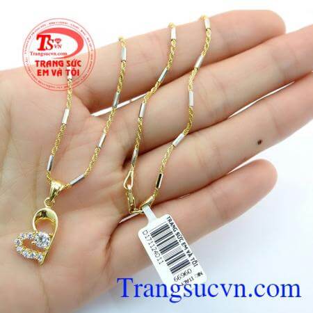 Bộ dây nữ sắc màu trái tim dễ dàng kết hợp cùng nhiều loại trang phục và phong cách thời trang khác nhau,Là món quà ý nghĩa cho một nửa bạn yêu thương,Bộ dây nữ sắc màu trái tim