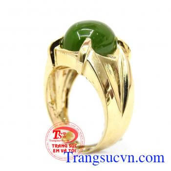 Nếu bạn là người yêu thích sự đơn giản, trang nhã không có những chi tiết rườm rà cho chiếc nhẫn thì đây chính là sự lựa chọn hoàn hảo dành cho bạn Nhẫn vàng 14k trang nhã