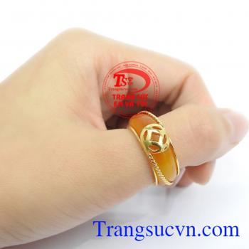 Sản phẩm được bảo hành 12 tháng uy tín trên toàn quốc. Nhẫn ngọc cẩm thạch tài lộc
