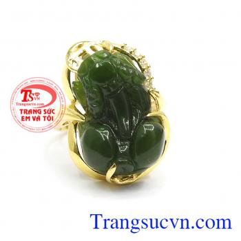 Nhẫn Tỳ Hưu nữ mệnh Mộc may mắn đeo hợp phong thủy mệnh Mộc mang lại may mắn về tài lộc, công danh và bảo vệ sự bình yên cho chủ nhân