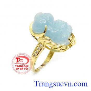 Nhẫn Tỳ Hưu ngọc tài lộc dành cho phái đẹp, Nhẫn ngọc Aquamarine thiên nhiên bọc vàng chất lượng