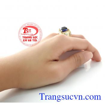 Nhẫn nam vàng tây phong cách gắn đá sang trọng, đeo hợp thời trang phái mạnh